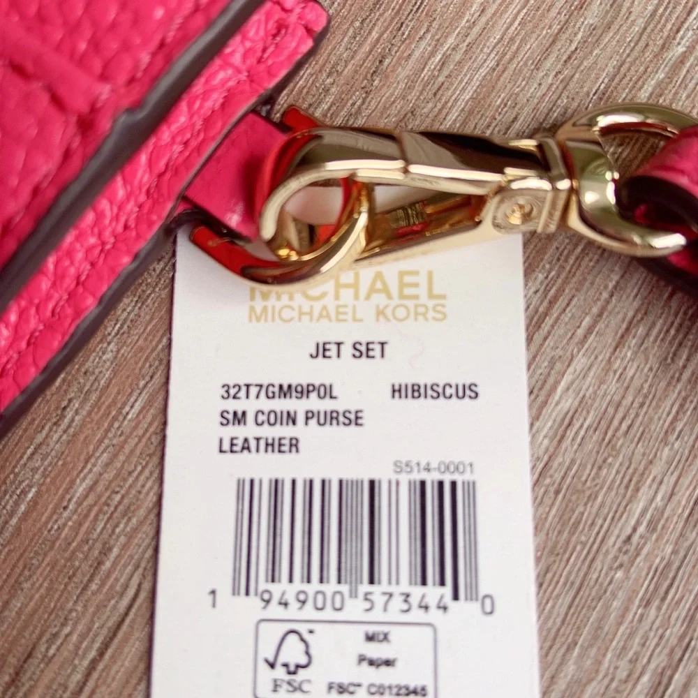 Michael Kors Hibiscus coin purse - Picture 4 of 7